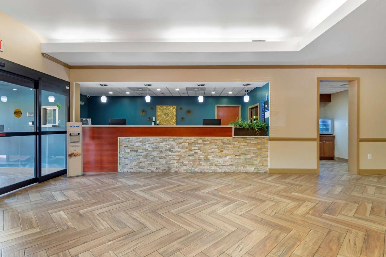 Best Western Plus Suites Грінвілл Екстер'єр фото