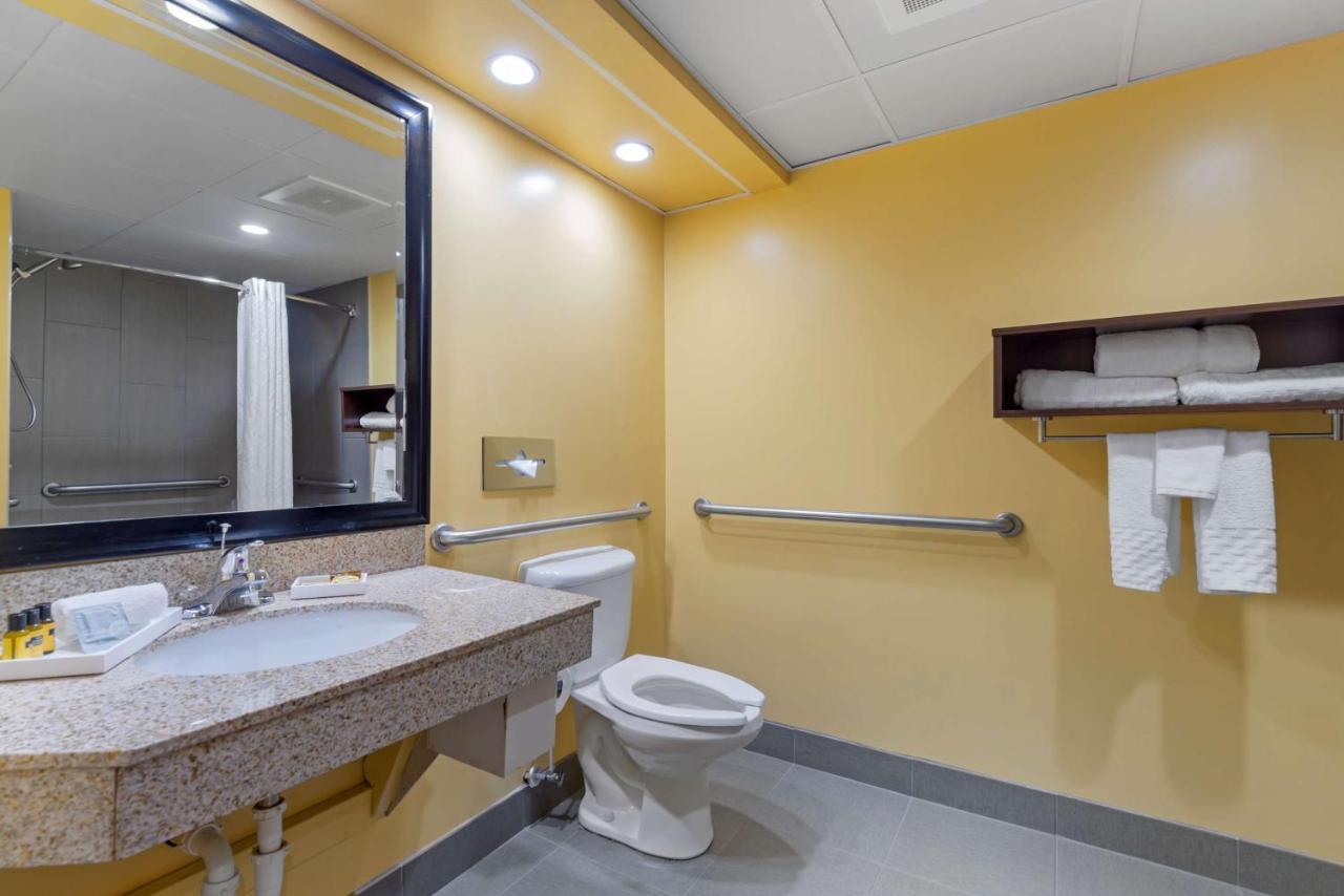 Best Western Plus Suites Грінвілл Екстер'єр фото