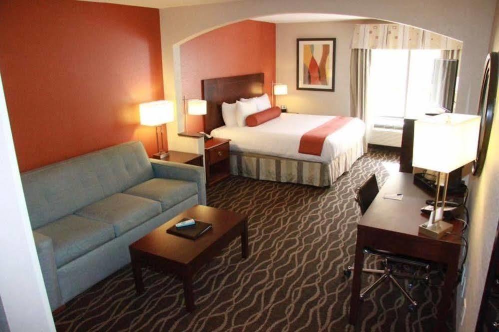 Best Western Plus Suites Грінвілл Екстер'єр фото